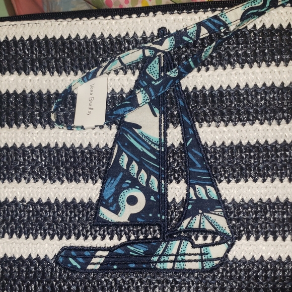 VERA BRADLEY SAILBOAT WRISTLET NWT - Picture 2 of 7